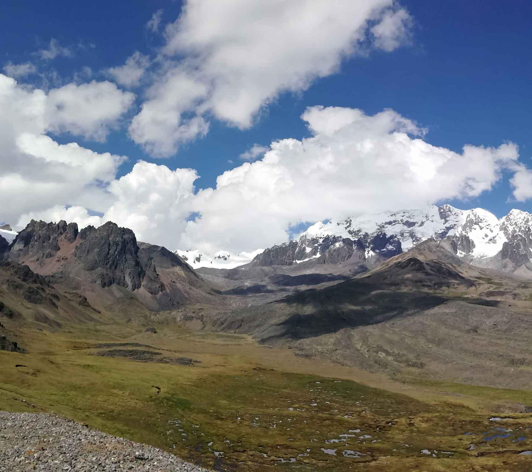 Ausangate and Rainbow Mountain